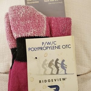 Ridgewood skiing footwear socks Size 8-1/2 - 11